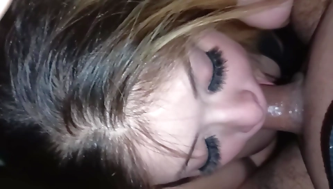 Mas proceding on a hot chick