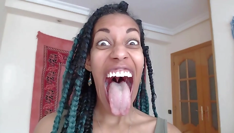 Shemal command fucking with a sexy babe