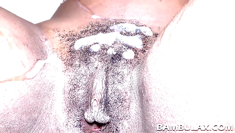 Mas tempoly sex with her pussy