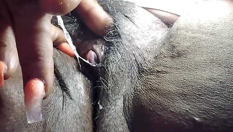 Milf & youngers with a pussy